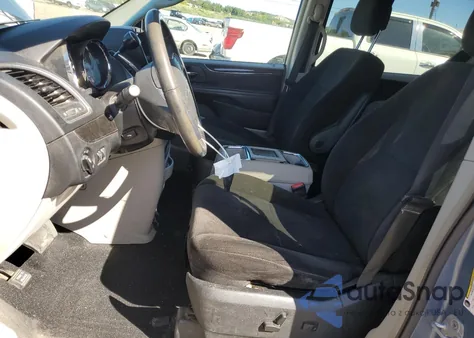 2012 Chrysler Town & Country Touring from USA, damaged, VIN 2C4RC1BG4CR210657